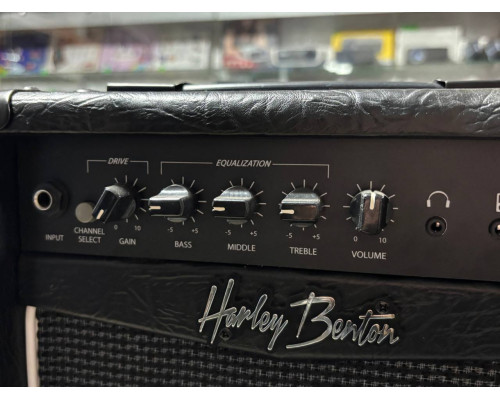 Комбопідсилювач Harley Benton HB-10G