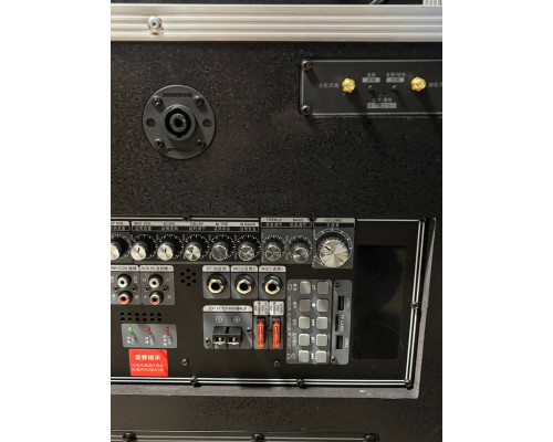 Портативна акустична система Temeisheng GD18-04 PRO 1000W